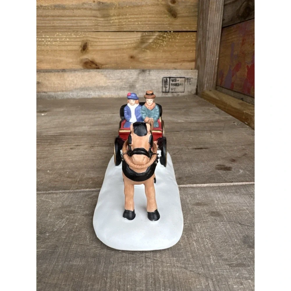 Carriage Ride‎ Figurine, Vintage 1996, Horse Drawn, Christmas Village Decoration